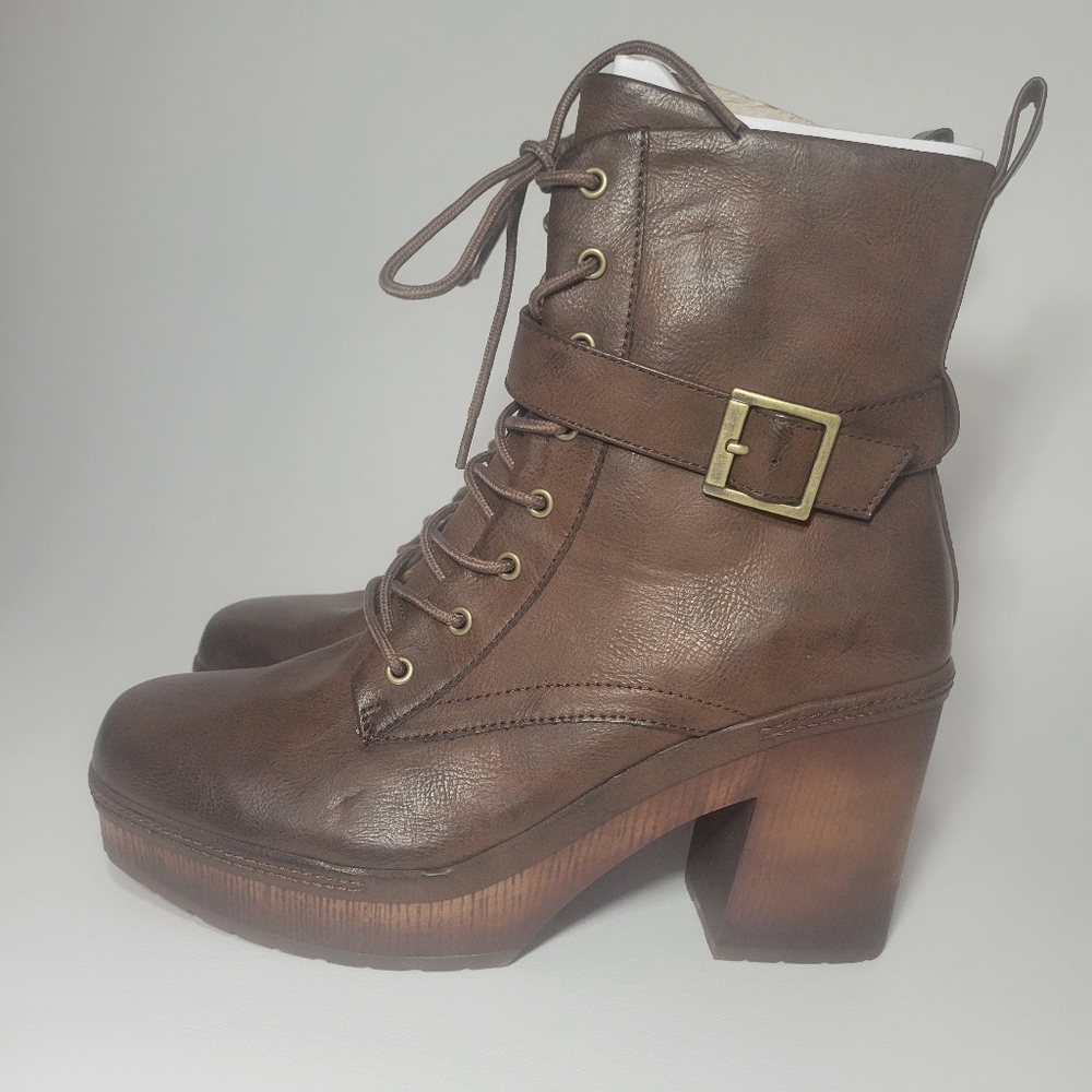 New Korks Diana Lace Up Buckle Boots Brown Faux Leather Size 9.5